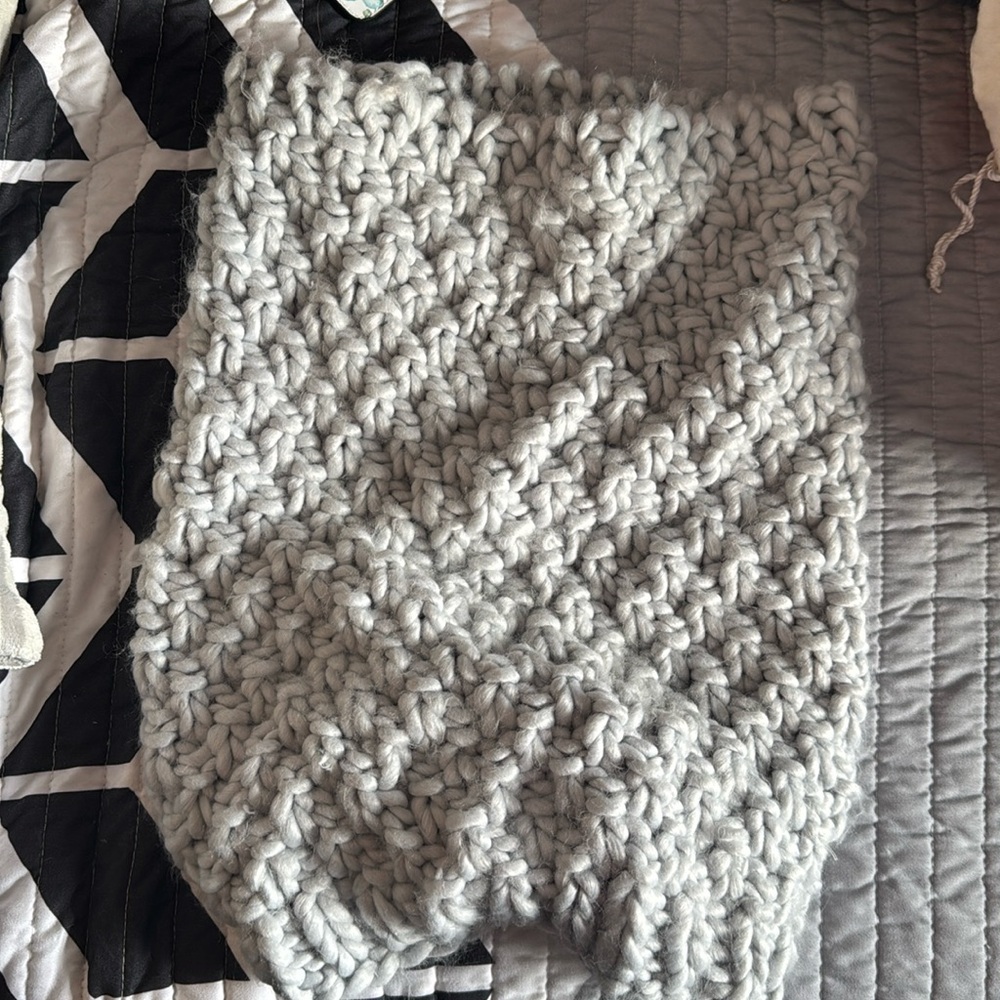 Neck scarf
